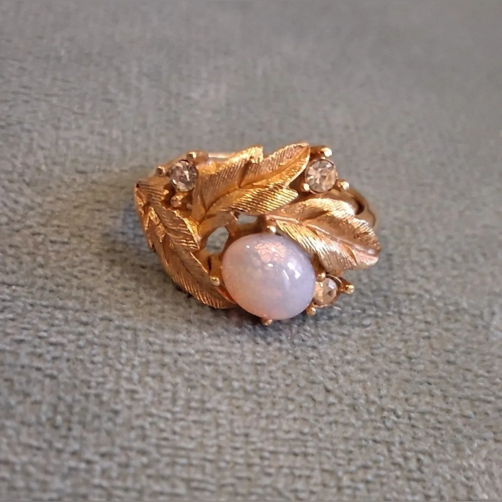 Costume Ring with Faux Opal Stone,Avon